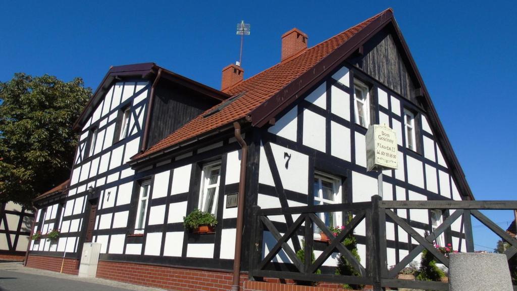Flauta Ii Homestay