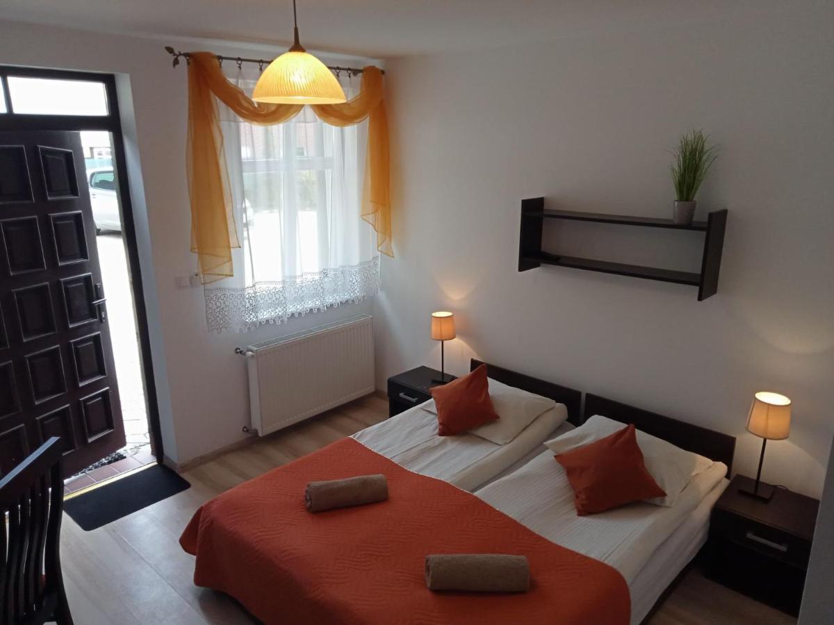 Flauta Ii Homestay